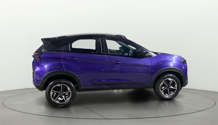 2024 Tata NEXON FEARLESS PURPLE + SUNROOF DCA DUAL TONE 1.2 PETROL, Petrol, Automatic, 14,104 km, Right Side View