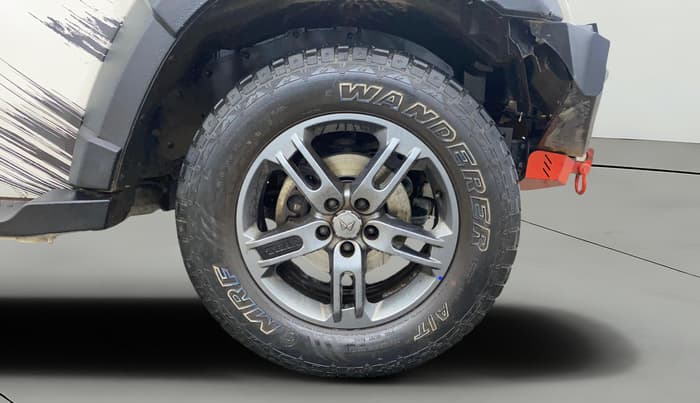 2023 Mahindra Thar LX P 2WD AT HT, Petrol, Automatic, 31,585 km, Right Front Wheel