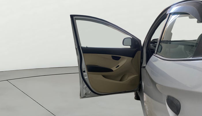 2014 Hyundai Eon MAGNA +, Petrol, Manual, 29,824 km, LHS Front Door