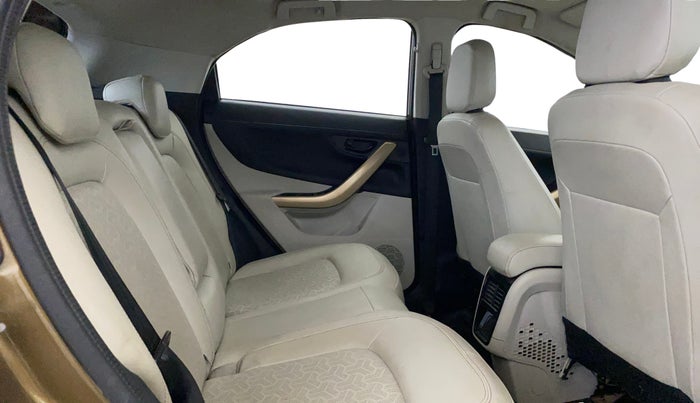 2022 Tata NEXON XZ PLUS (PREMIUM) DIESEL JET, Diesel, Manual, 70,442 km, Right Side Rear Door Cabin