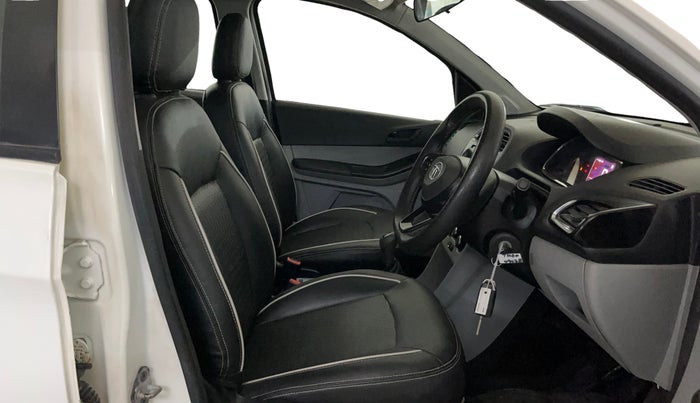 2023 Tata Tiago XT CNG, CNG, Manual, 31,749 km, Right Side Front Door Cabin