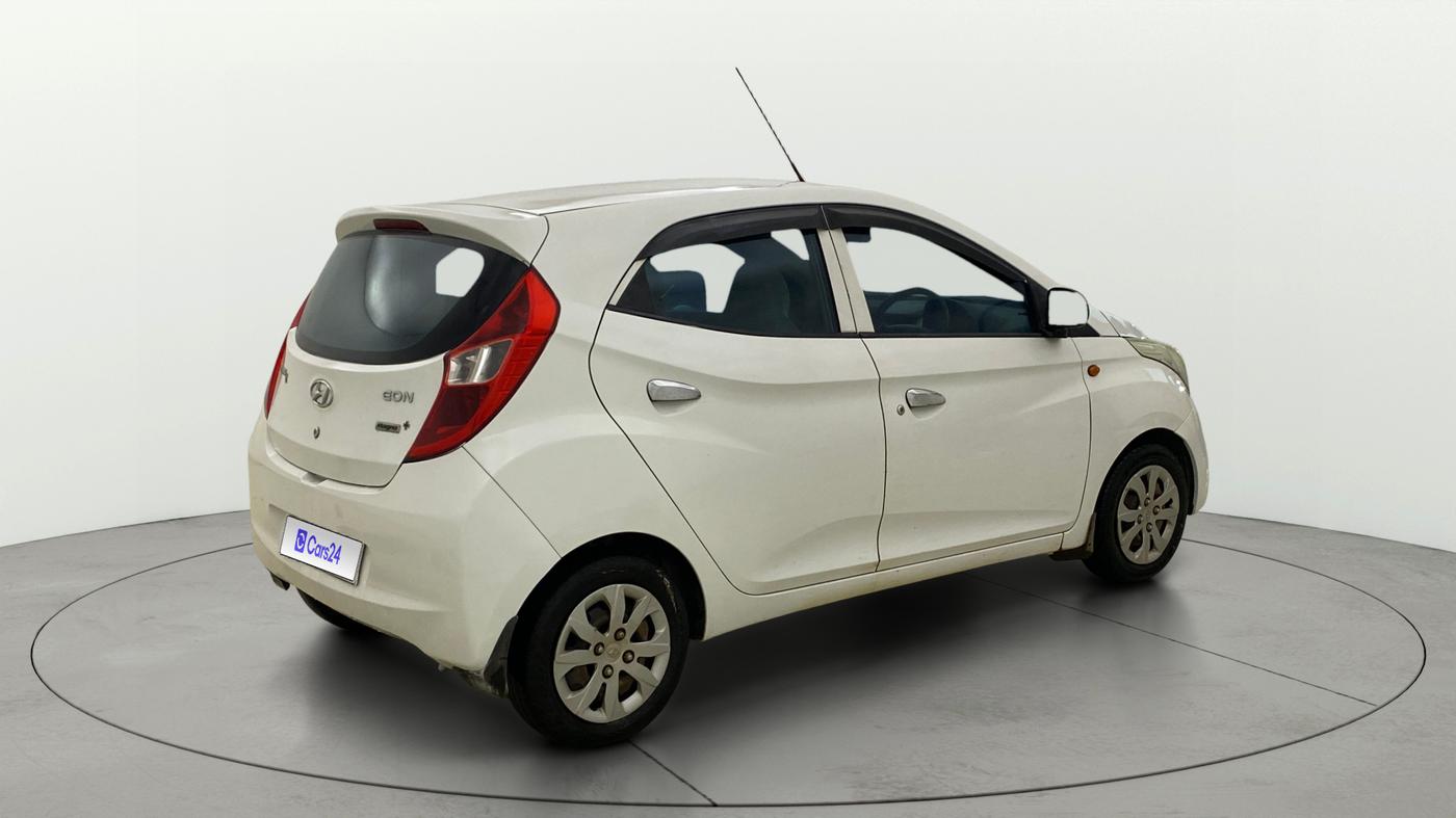 2015 Hyundai Eon MAGNA +, Petrol, Manual, 56,581 km, Right Back Diagonal
