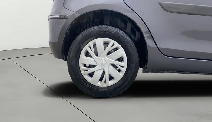 2015 Maruti Swift VDI, Diesel, Manual, 92,139 km, Right Rear Wheel