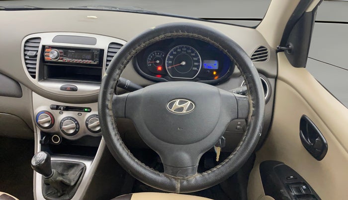2015 Hyundai i10 MAGNA 1.1, Petrol, Manual, 51,972 km, Steering Wheel Close Up