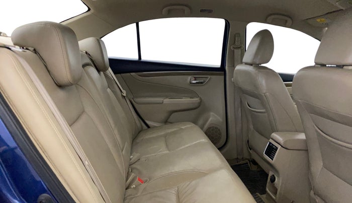 2018 Maruti Ciaz ALPHA 1.5 SHVS PETROL, Petrol, Manual, 53,521 km, Right Side Rear Door Cabin
