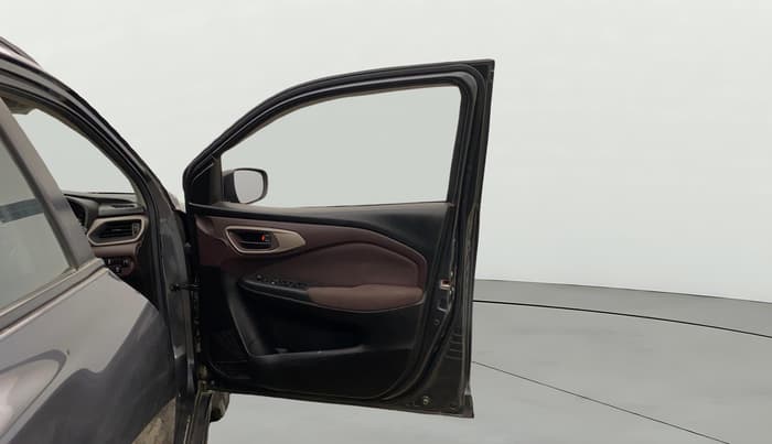 2023 Maruti FRONX DELTA PLUS 1.2MT, Petrol, Manual, 46,621 km, RHS Front Door