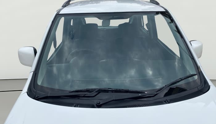 2017 Maruti Wagon R 1.0 VXI, Petrol, Manual, 66,542 km, Front Windshield