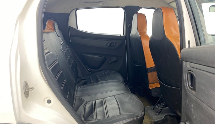 2016 Renault Kwid RXT 0.8, Petrol, Manual, 61,253 km, Right Side Rear Door Cabin