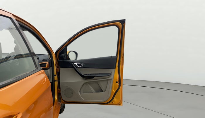 2017 Tata Tiago XZ PETROL, Petrol, Manual, 67,336 km, RHS Front Door