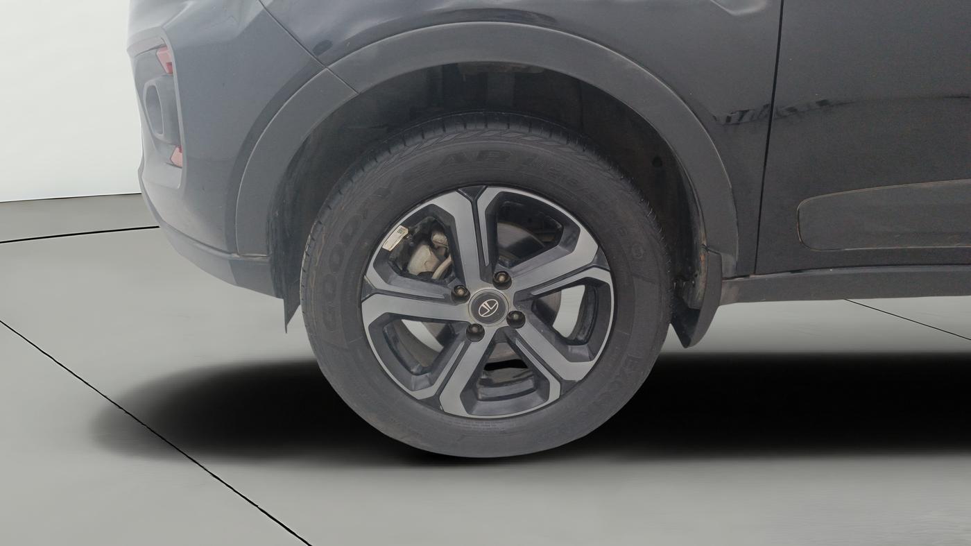 2023 Tata NEXON XZA PLUS LUX SUNROOF RED DARK PETROL, Petrol, Automatic, 29,740 km, Left Front Wheel