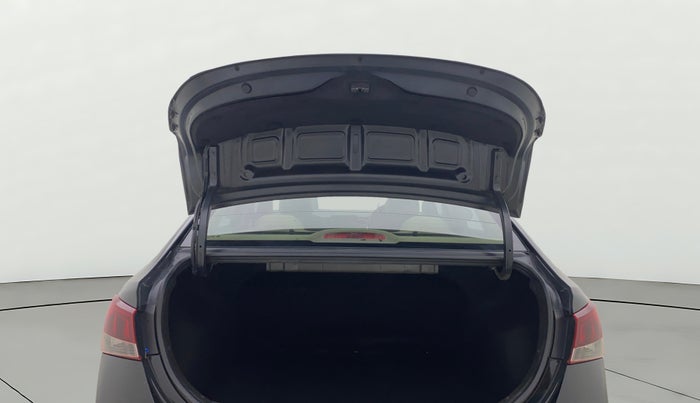 2022 Hyundai Verna SX 1.5 VTVT, Petrol, Manual, 67,082 km, Boot Door Open