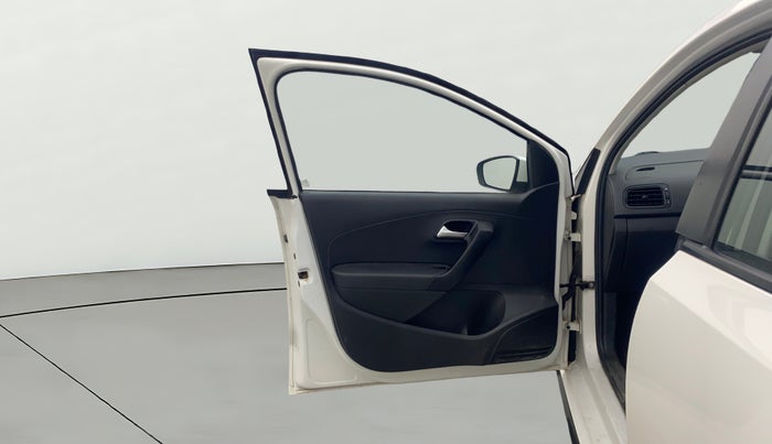 2020 Volkswagen Polo COMFORTLINE PLUS 1.0L MPI, Petrol, Manual, 86,105 km, LHS Front Door