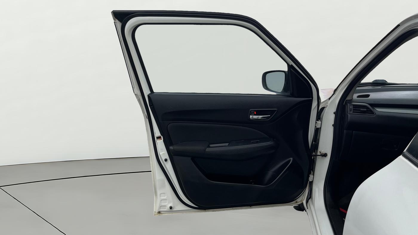 2018 Maruti Swift VXI, Petrol, Manual, 92,768 km, LHS Front Door