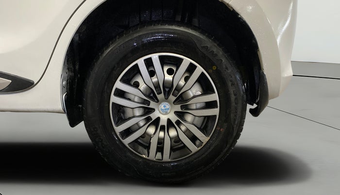 2020 Maruti Swift LXI, Petrol, Manual, 32,769 km, Left Rear Wheel