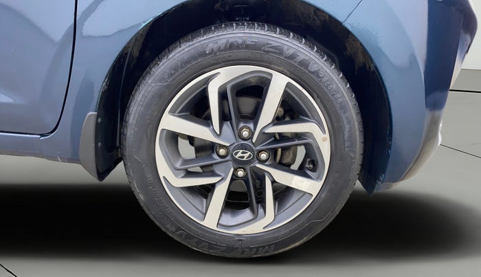 2021 Hyundai GRAND I10 NIOS ASTA AMT 1.2 KAPPA VTVT, Petrol, Automatic, 32,804 km, Right Front Wheel