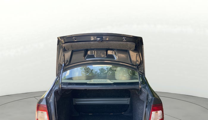 2020 Skoda Rapid 1.0 AMBITION TSI MT, Petrol, Manual, 1,27,714 km, Boot Door Open