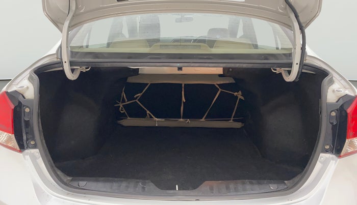 2016 Maruti Ciaz VXI (O), Petrol, Manual, 75,488 km, Boot Open Zoomed View