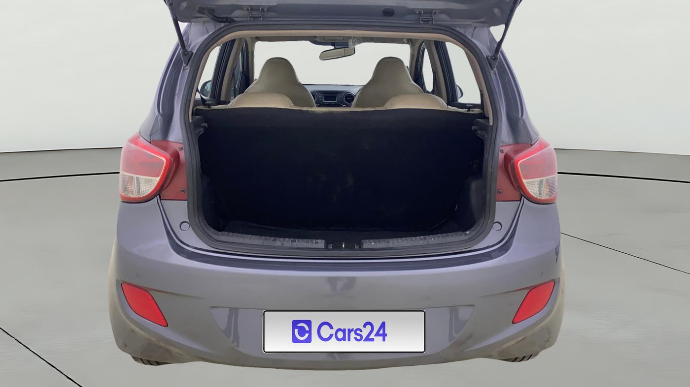 2016 Hyundai Grand i10 SPORTZ 1.2 KAPPA VTVT, Petrol, Manual, 83,872 km, Boot Open Zoomed View