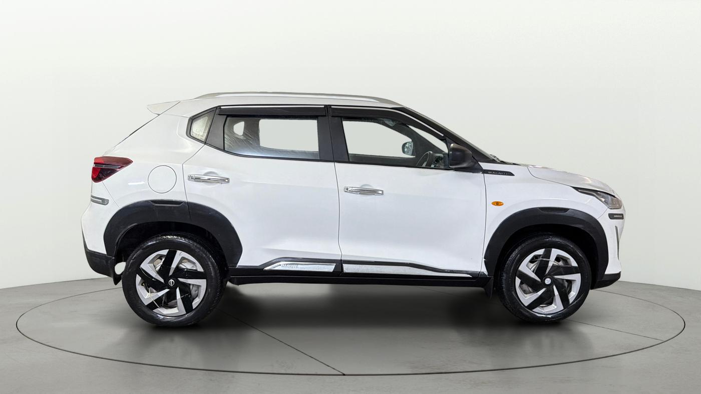 2022 Nissan MAGNITE XE, Petrol, Manual, 54,812 km, Right Side View