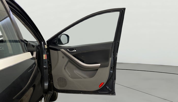 2018 Tata NEXON XZ PLUS PETROL, Petrol, Manual, 29,208 km, RHS Front Door