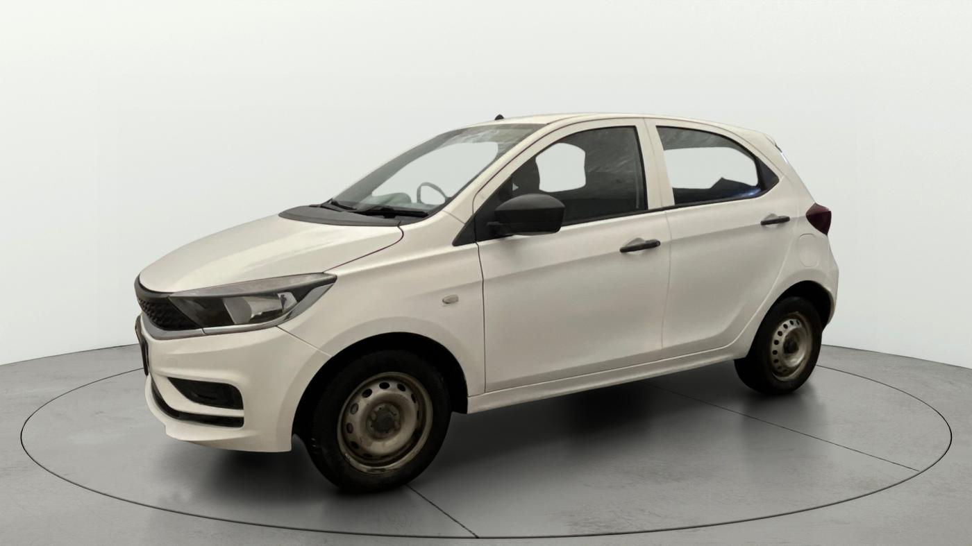 2022 Tata Tiago XE PETROL, Petrol, Manual, 37,973 km, Left Front Diagonal