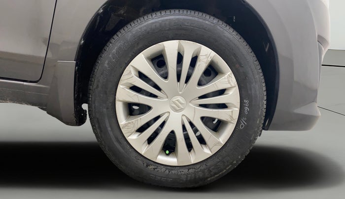 2014 Maruti Ertiga VXI, Petrol, Manual, 1,18,800 km, Right Front Wheel