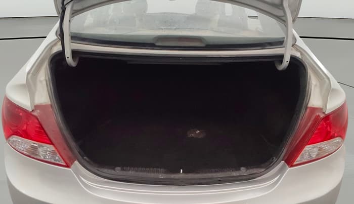 2014 Hyundai Verna FLUIDIC 1.6 VTVT SX, Petrol, Manual, 63,044 km, Boot Open Zoomed View