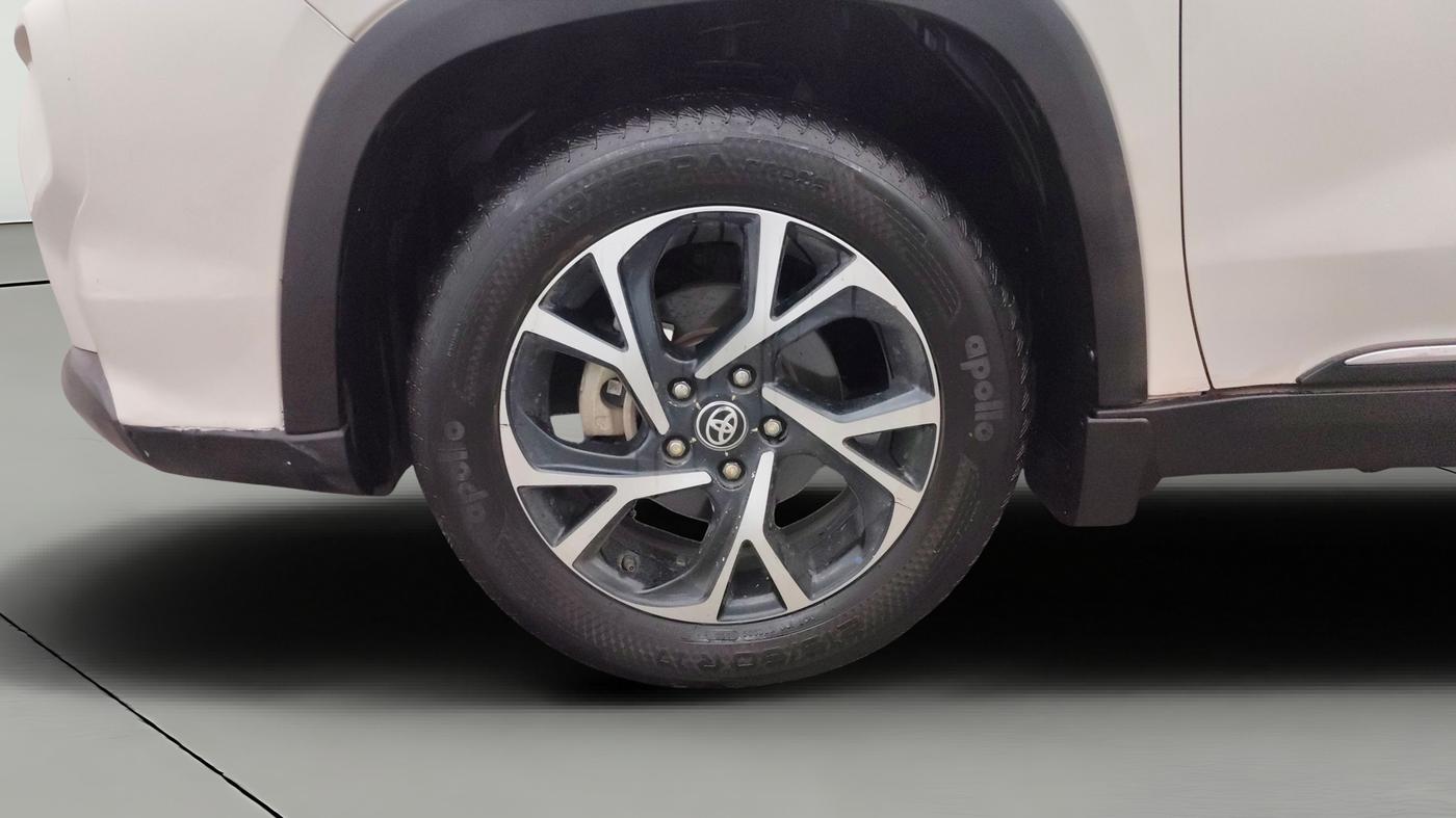2023 Toyota URBAN CRUISER HYRYDER G NEO DRIVE, Petrol, Manual, 66,856 km, Left Front Wheel