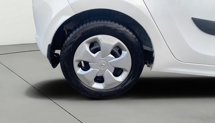 2018 Tata Tiago XT PETROL, CNG, Manual, 77,648 km, Right Rear Wheel