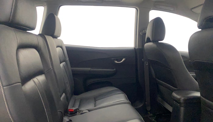 2016 Honda BR-V 1.5L I-VTEC VX, Petrol, Manual, 69,403 km, Right Side Rear Door Cabin