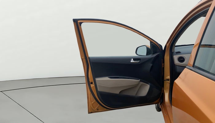 2015 Hyundai Grand i10 ASTA 1.2 KAPPA VTVT, Petrol, Manual, 80,994 km, LHS Front Door