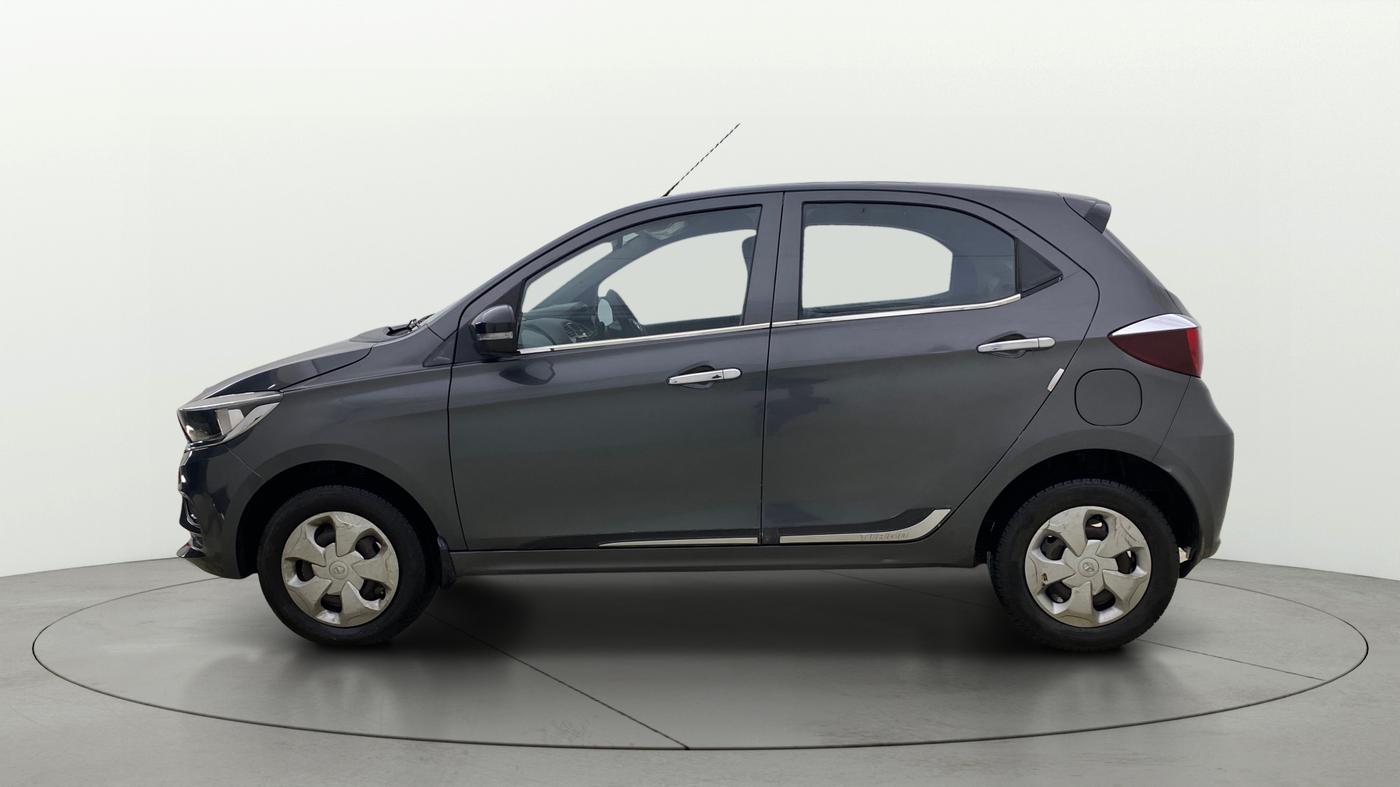 2022 Tata Tiago XT CNG, CNG, Manual, 65,553 km, Left Side