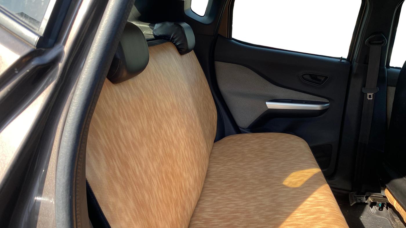 2023 Nissan MAGNITE XE, Petrol, Manual, 26,733 km, Right Side Rear Door Cabin
