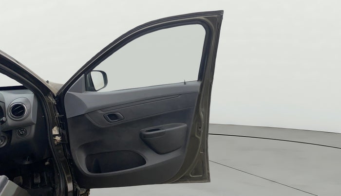 2021 Renault Kwid RXT 1.0 (O), Petrol, Manual, 48,221 km, RHS Front Door