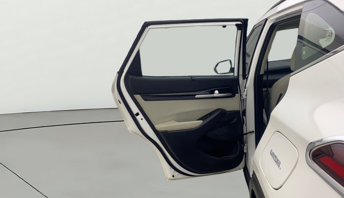 2023 KIA SELTOS HTX 1.5 DIESEL IMT, Diesel, Manual, 70,119 km, LHS Rear Door