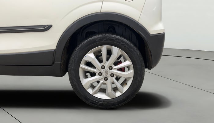 2019 Mahindra XUV300 W8 1.5 DIESEL, Diesel, Manual, 88,401 km, Left Rear Wheel