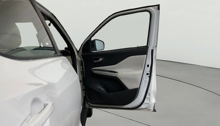 2021 Nissan MAGNITE XL, Petrol, Manual, 61,728 km, RHS Front Door