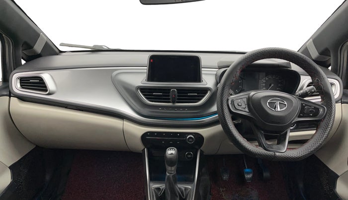 2021 Tata ALTROZ XZ PETROL, Petrol, Manual, 26,606 km, Dashboard