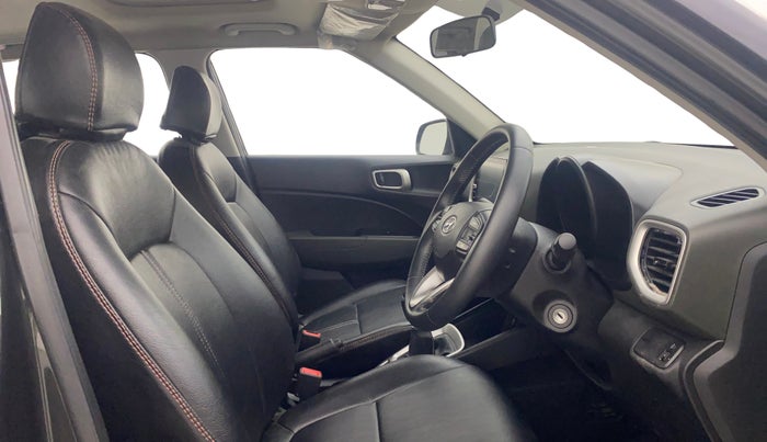 2019 Hyundai VENUE SX 1.0 TURBO, Petrol, Manual, 52,185 km, Right Side Front Door Cabin