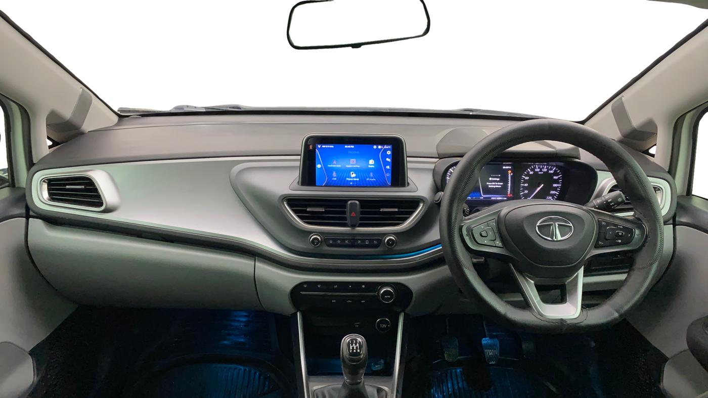 2020 Tata ALTROZ XZ DIESEL, Diesel, Manual, 1,43,911 km, Dashboard
