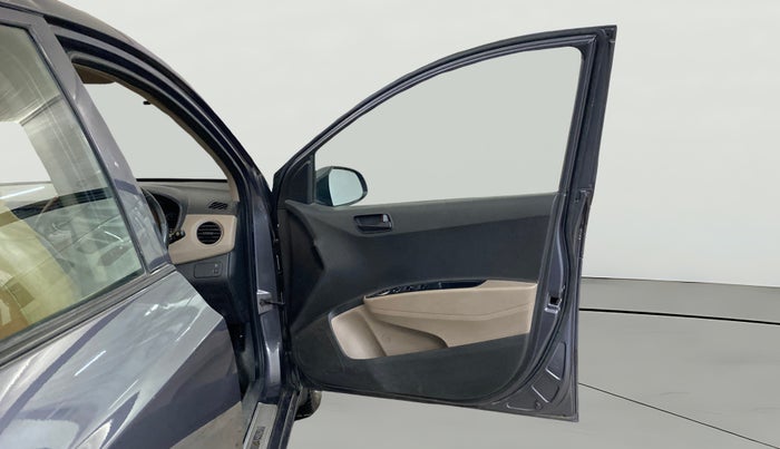 2016 Hyundai Grand i10 MAGNA 1.2 KAPPA VTVT, Petrol, Manual, 17,104 km, RHS Front Door