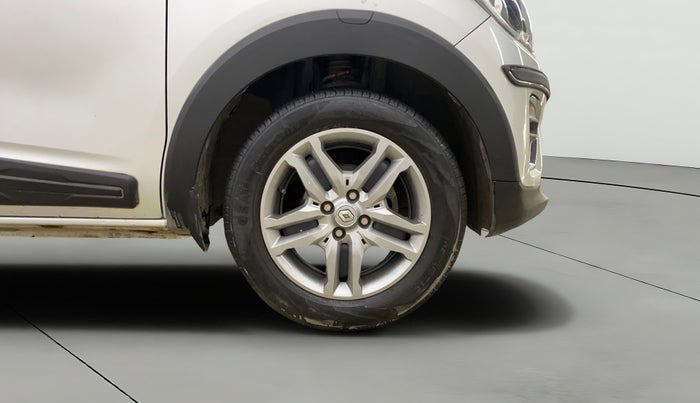 2023 Renault TRIBER RXZ, Petrol, Manual, 22,216 km, Right Front Wheel