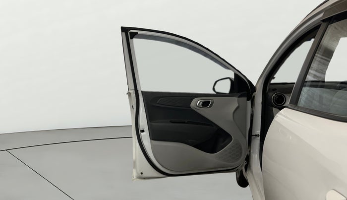 2024 Hyundai GRAND I10 NIOS SPORTZ 1.2 KAPPA VTVT, Petrol, Manual, 4,586 km, LHS Front Door