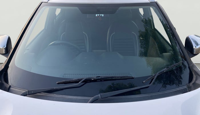 2023 Nissan MAGNITE XE, Petrol, Manual, 26,910 km, Front Windshield