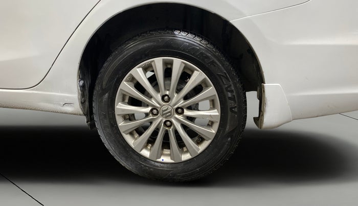 2019 Maruti Ciaz DELTA 1.5 SHVS MT PETROL, Petrol, Manual, 1,12,131 km, Left Rear Wheel