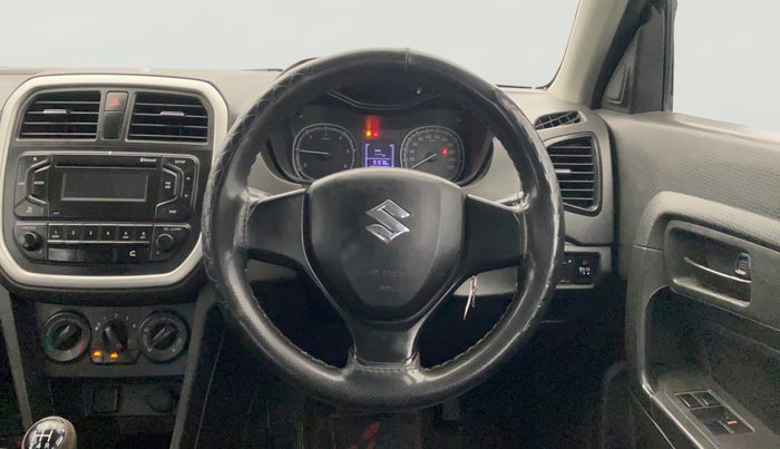 2017 Maruti Vitara Brezza LDI (O), Diesel, Manual, 91,559 km, Steering Wheel Close Up