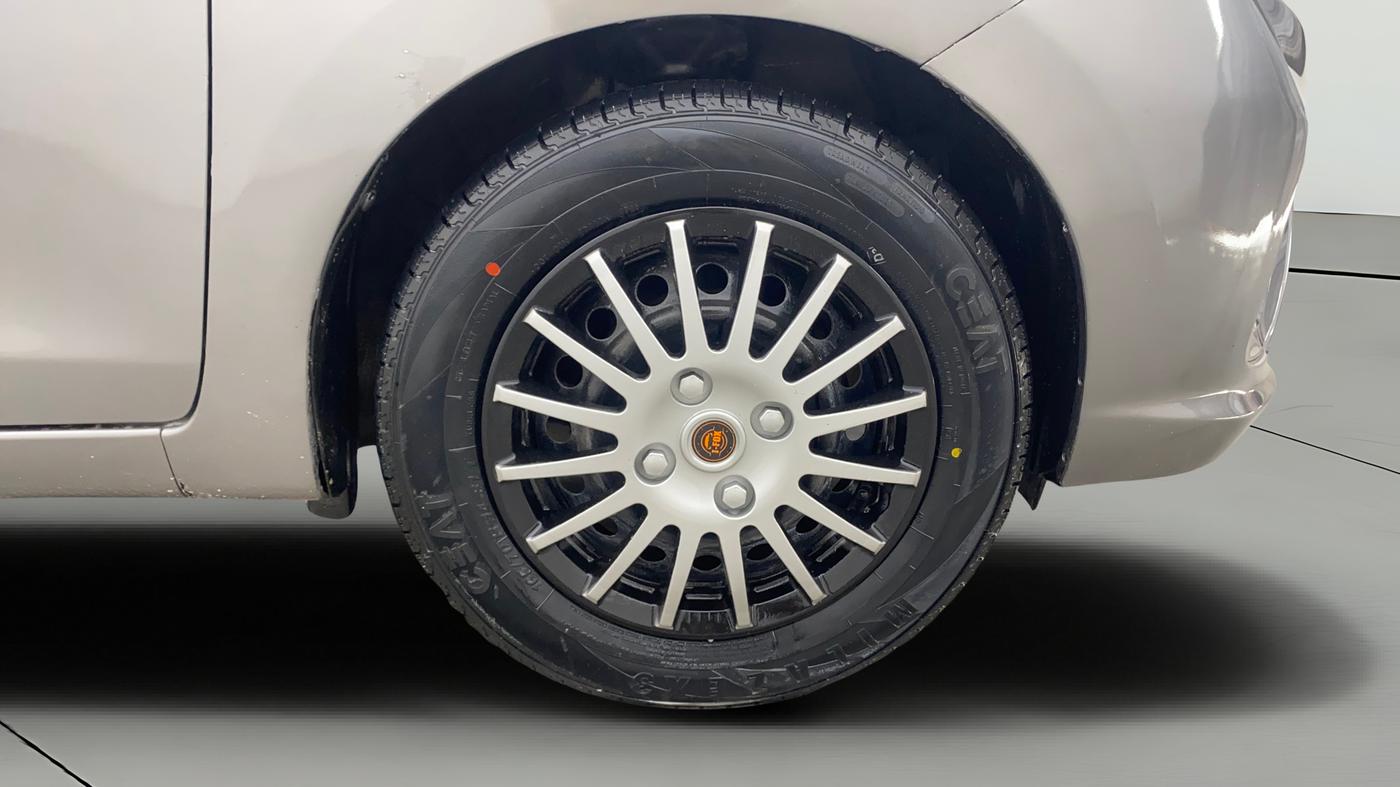 2018 Maruti Celerio ZXI AMT, CNG, Automatic, 95,798 km, Right Front Wheel