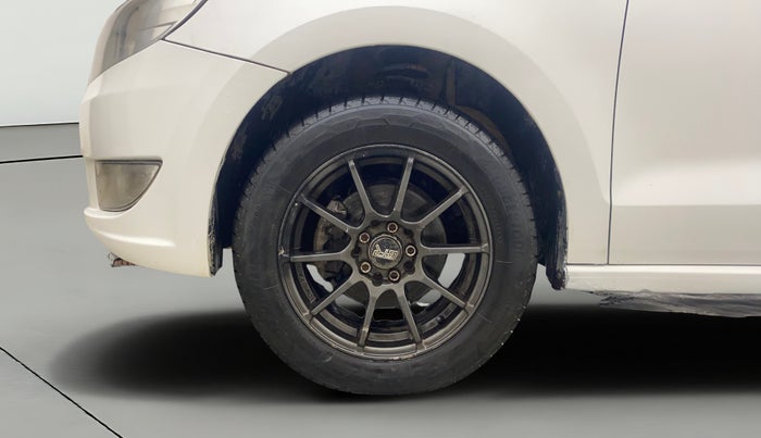 2013 Skoda Rapid AMBITION 1.6 TDI CR MT PLUS, Diesel, Manual, 81,509 km, Left Front Wheel