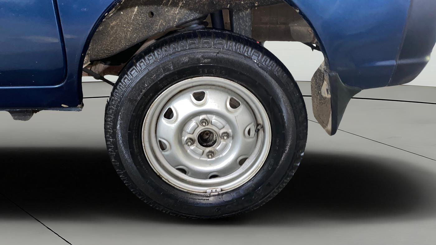 2014 Maruti Eeco 5 STR WITH A/C+HTR, Petrol, Manual, 22,466 km, Left Rear Wheel