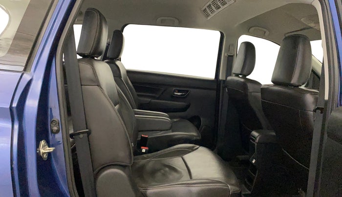 2019 Maruti XL6 ALPHA MT, Petrol, Manual, 29,872 km, Right Side Rear Door Cabin